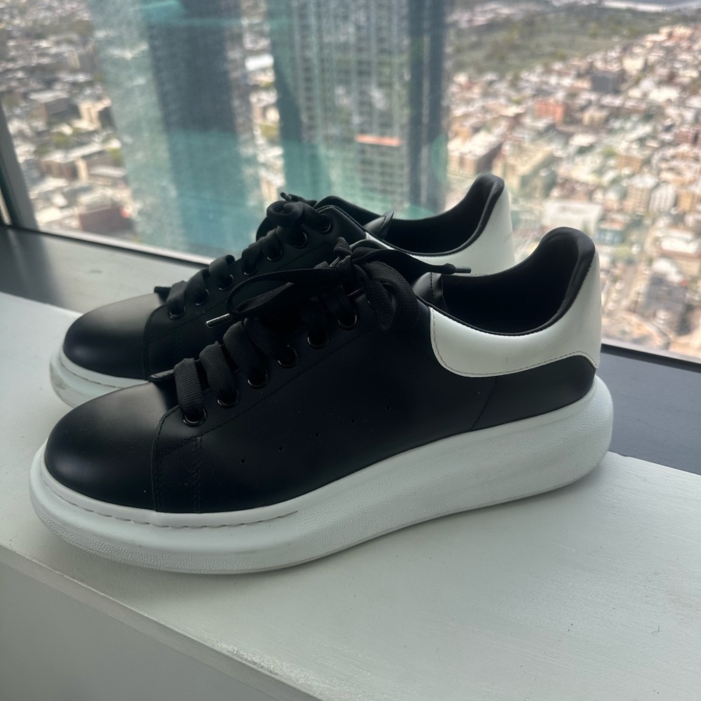 Alexander Mcqueen Black and White Men's Sneakers